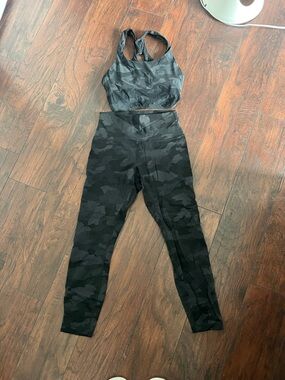 High-Rise Black Camo Leggings & Sports Bra Set LULULEMON